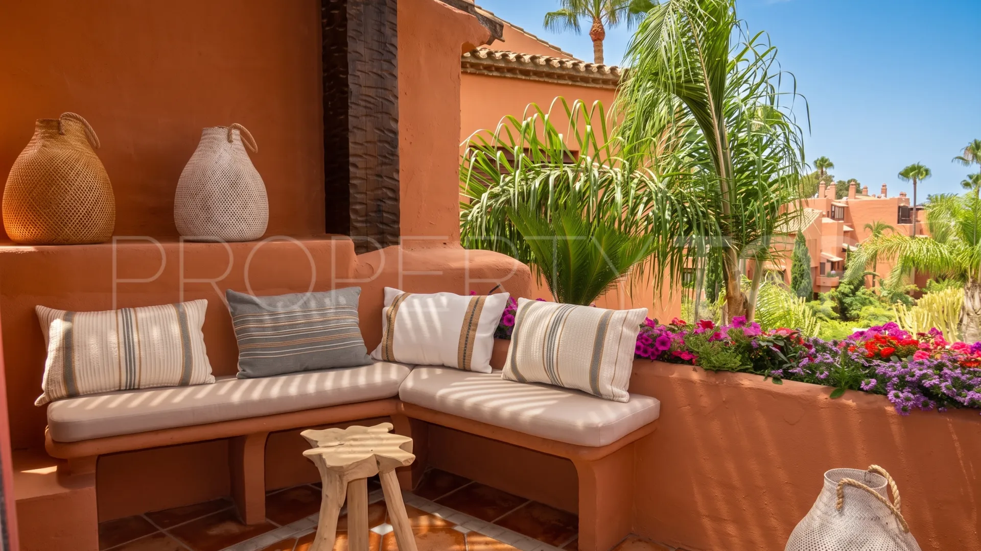 For sale Marbella East penthouse with 2 bedrooms