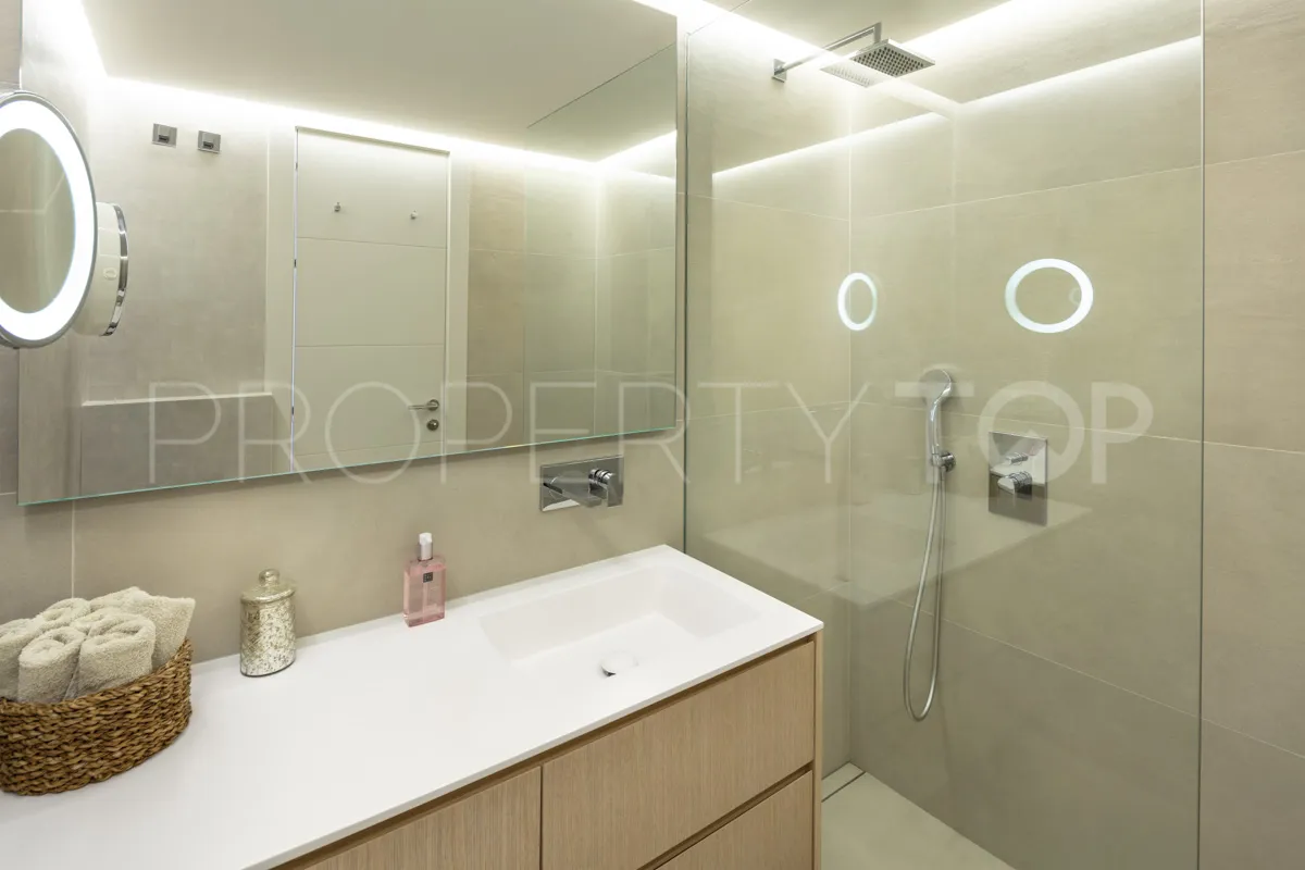 For sale Marbella East penthouse with 2 bedrooms