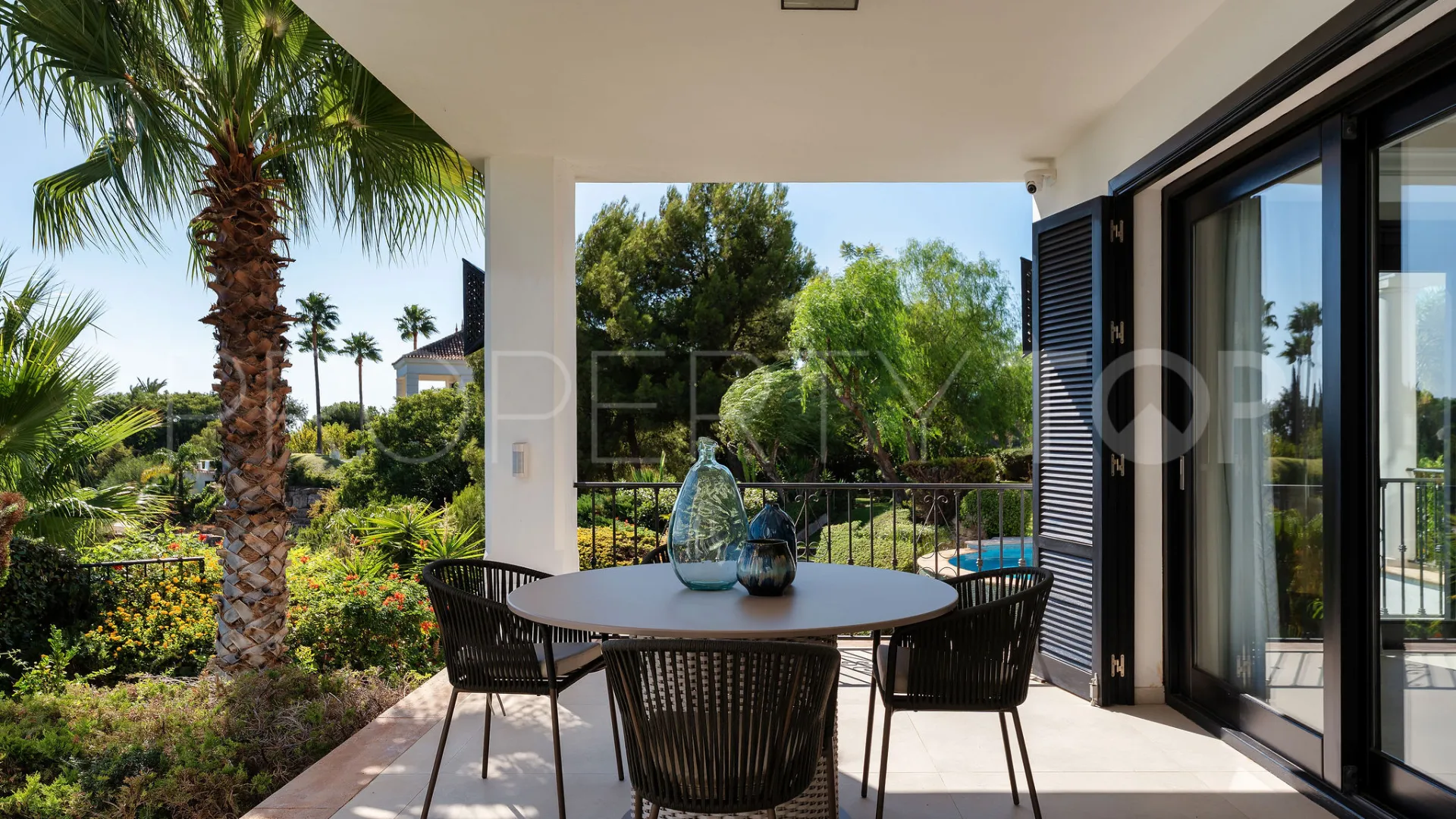 Villa en venta de 6 dormitorios en Marbella Hill Club