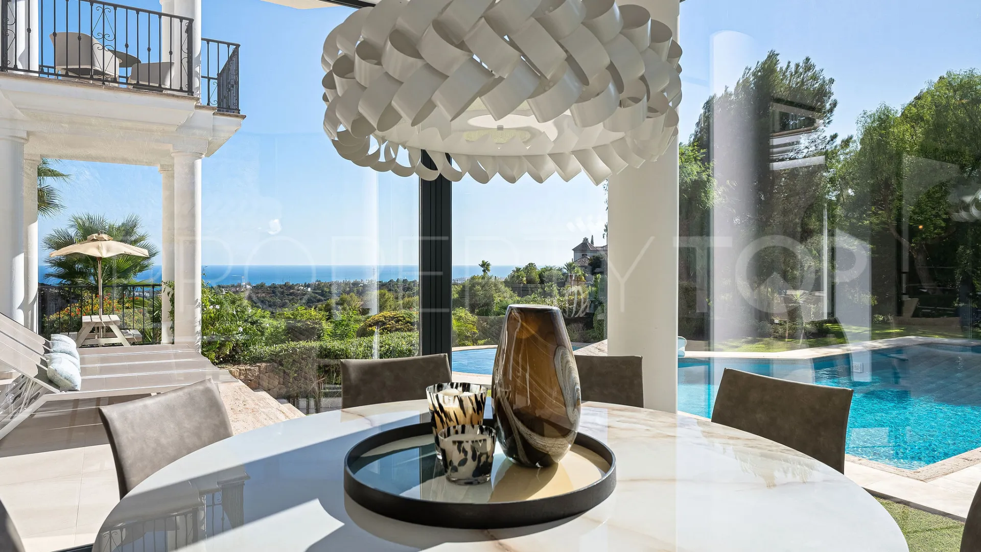 Villa en venta de 6 dormitorios en Marbella Hill Club