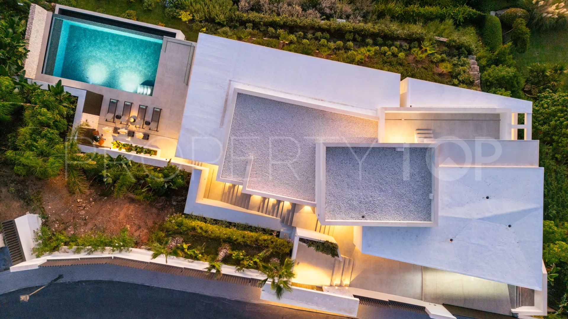 For sale 4 bedrooms villa in El Rosario