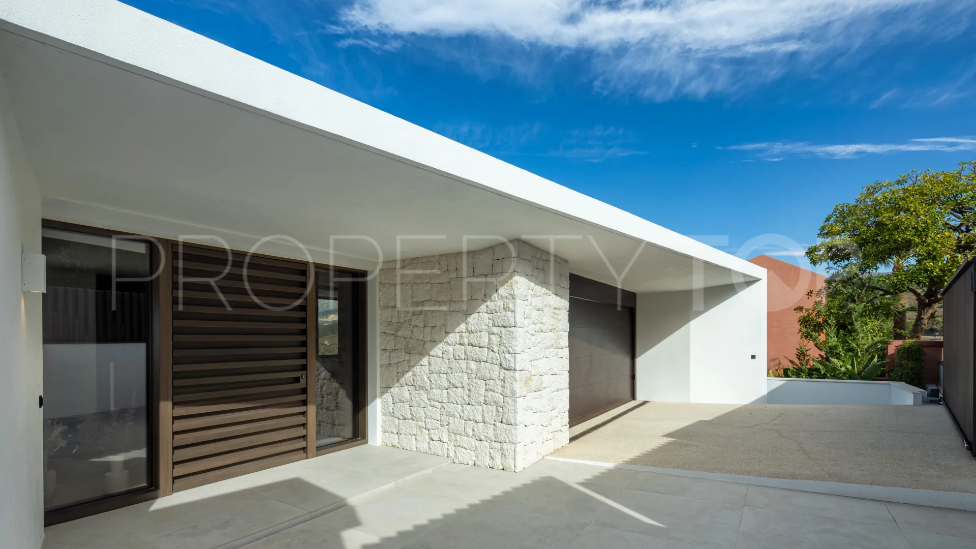 For sale 4 bedrooms villa in El Rosario