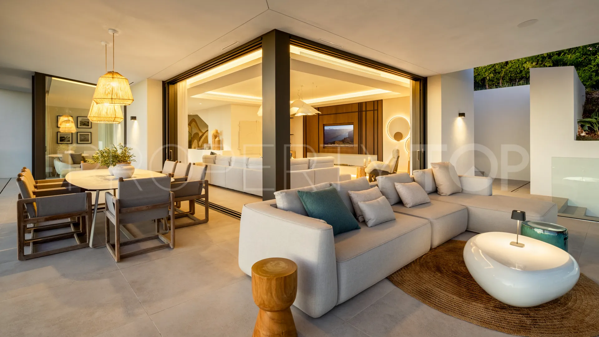 For sale 4 bedrooms villa in El Rosario