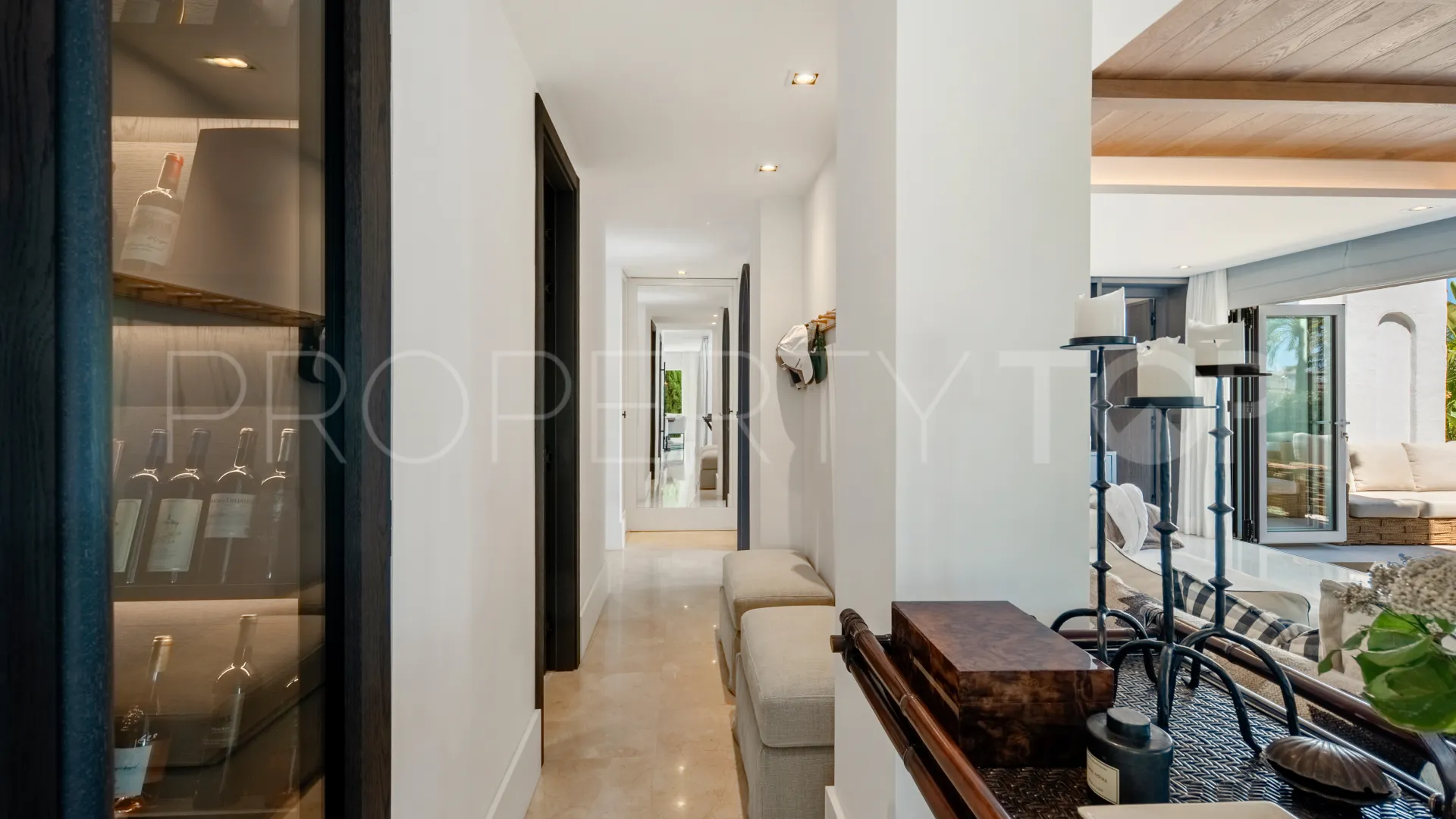 Apartment for sale in Marina Puente Romano