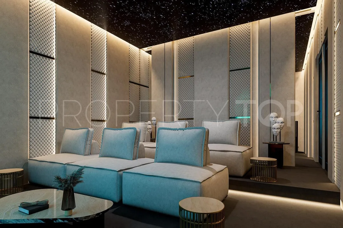 6 bedrooms plot for sale in El Madroñal