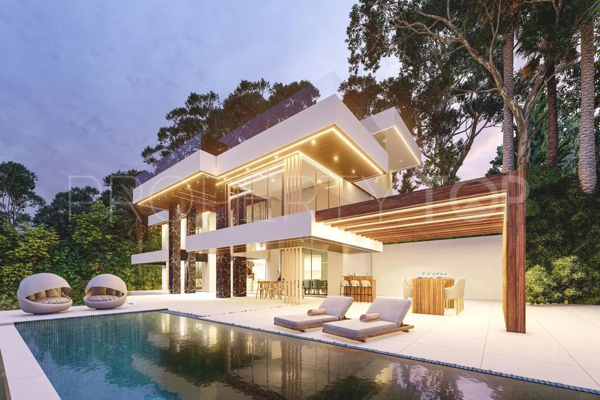 6 bedrooms plot for sale in El Madroñal