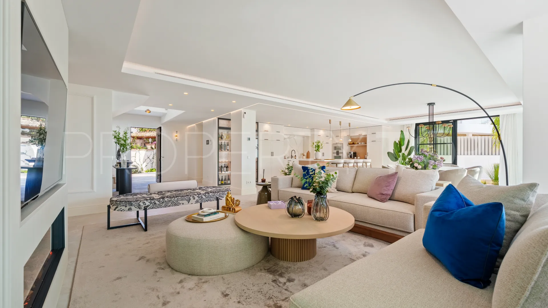 Se vende villa de 5 dormitorios en La Quinta