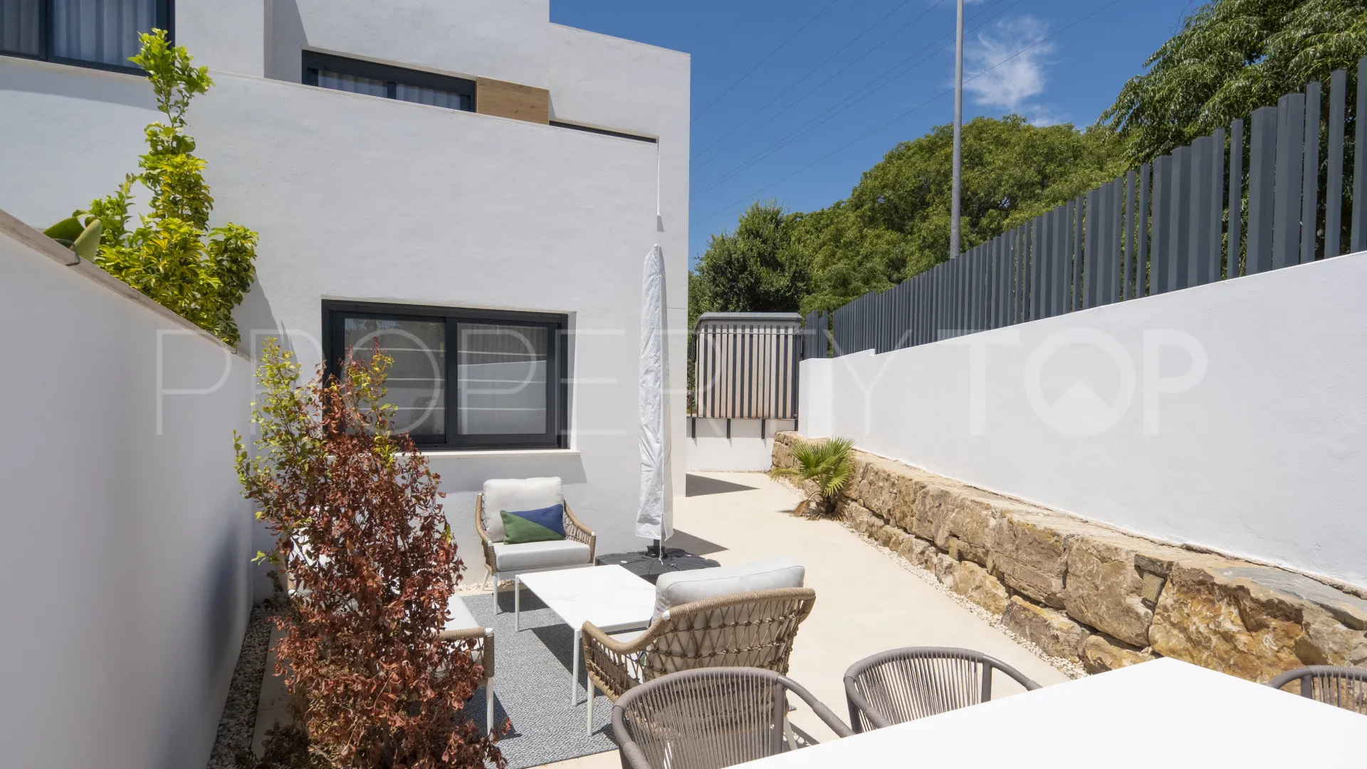 Adosado en venta en Nueva Andalucia