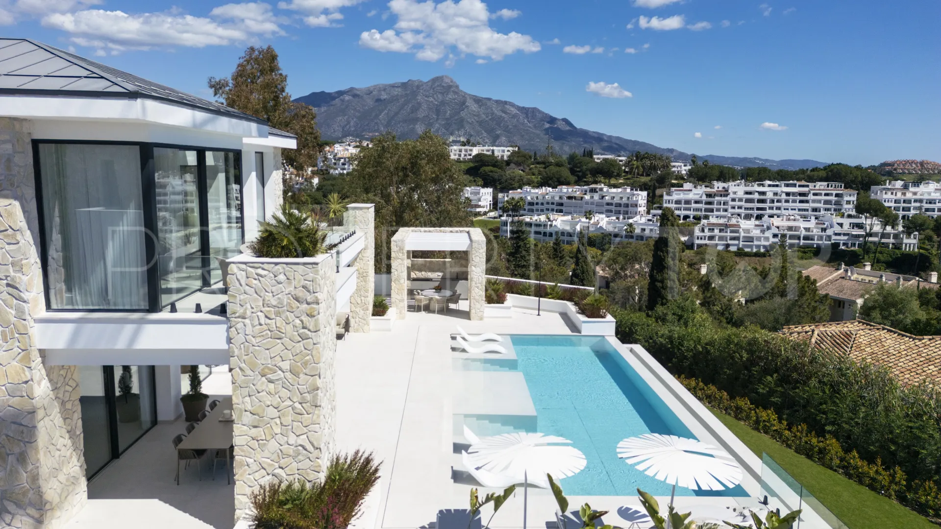 La Quinta, villa en venta con 5 dormitorios