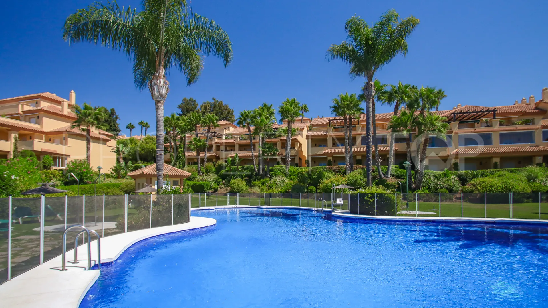 For sale Cumbres del Rodeo ground floor apartment