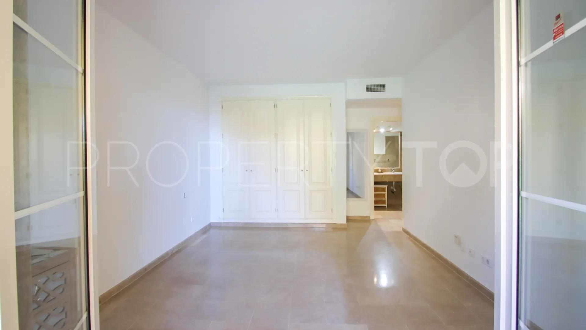 For sale Cumbres del Rodeo ground floor apartment