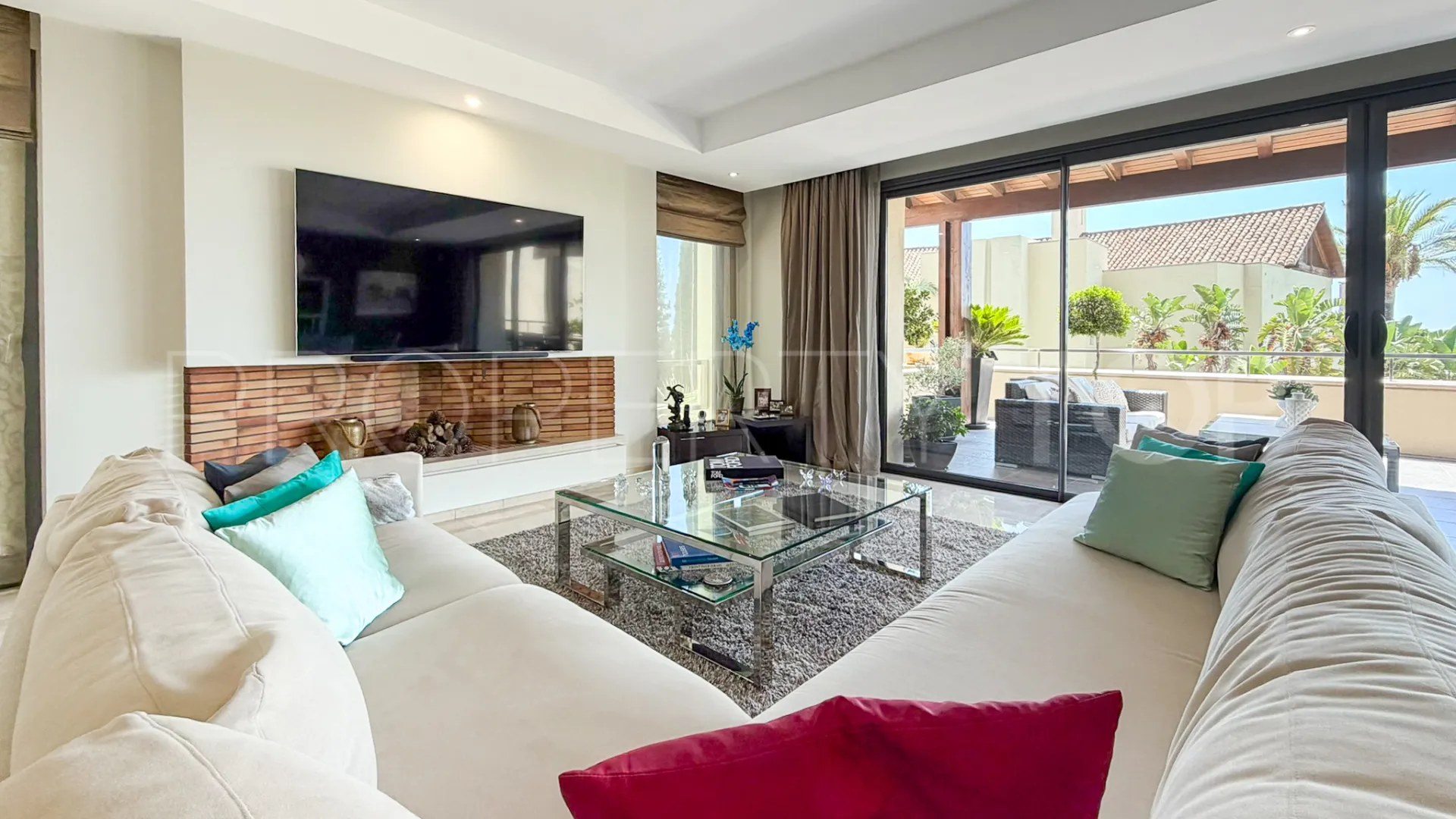 For sale apartment with 3 bedrooms in Imara