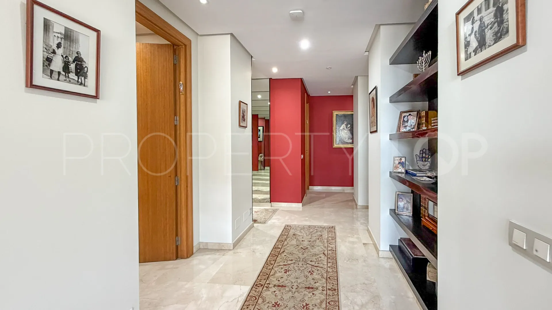 For sale apartment with 3 bedrooms in Imara