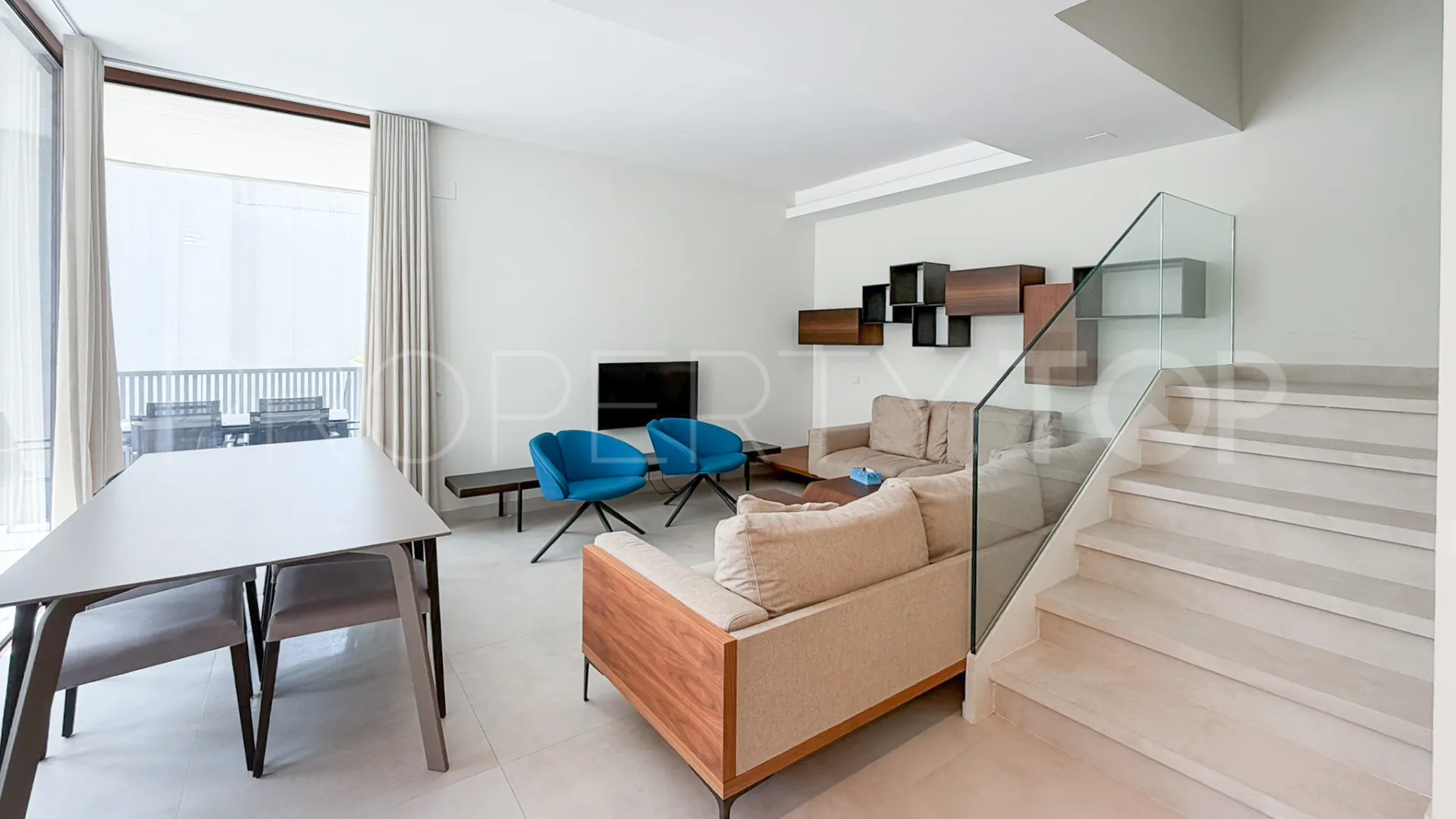 Marbella Golden Mile, villa pareada a la venta