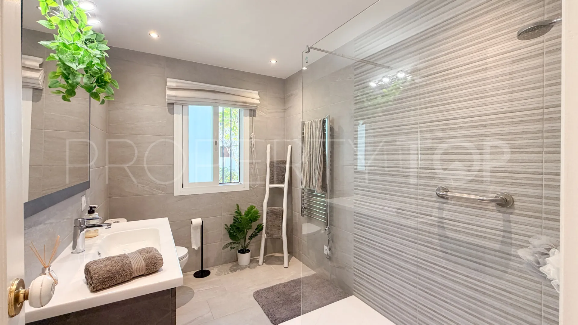 Ground floor apartment in Club Sierra for sale
