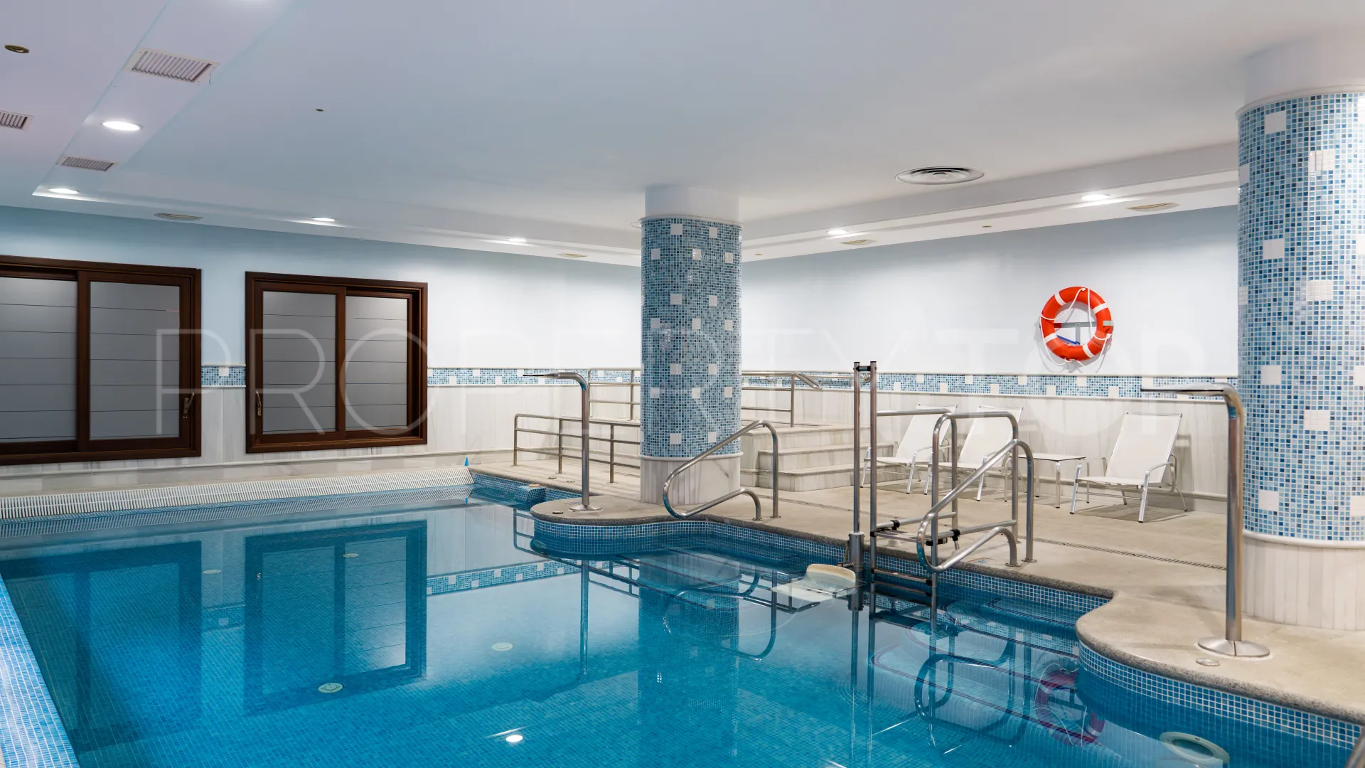 Apartamento planta baja a la venta con 4 dormitorios en Mar Azul