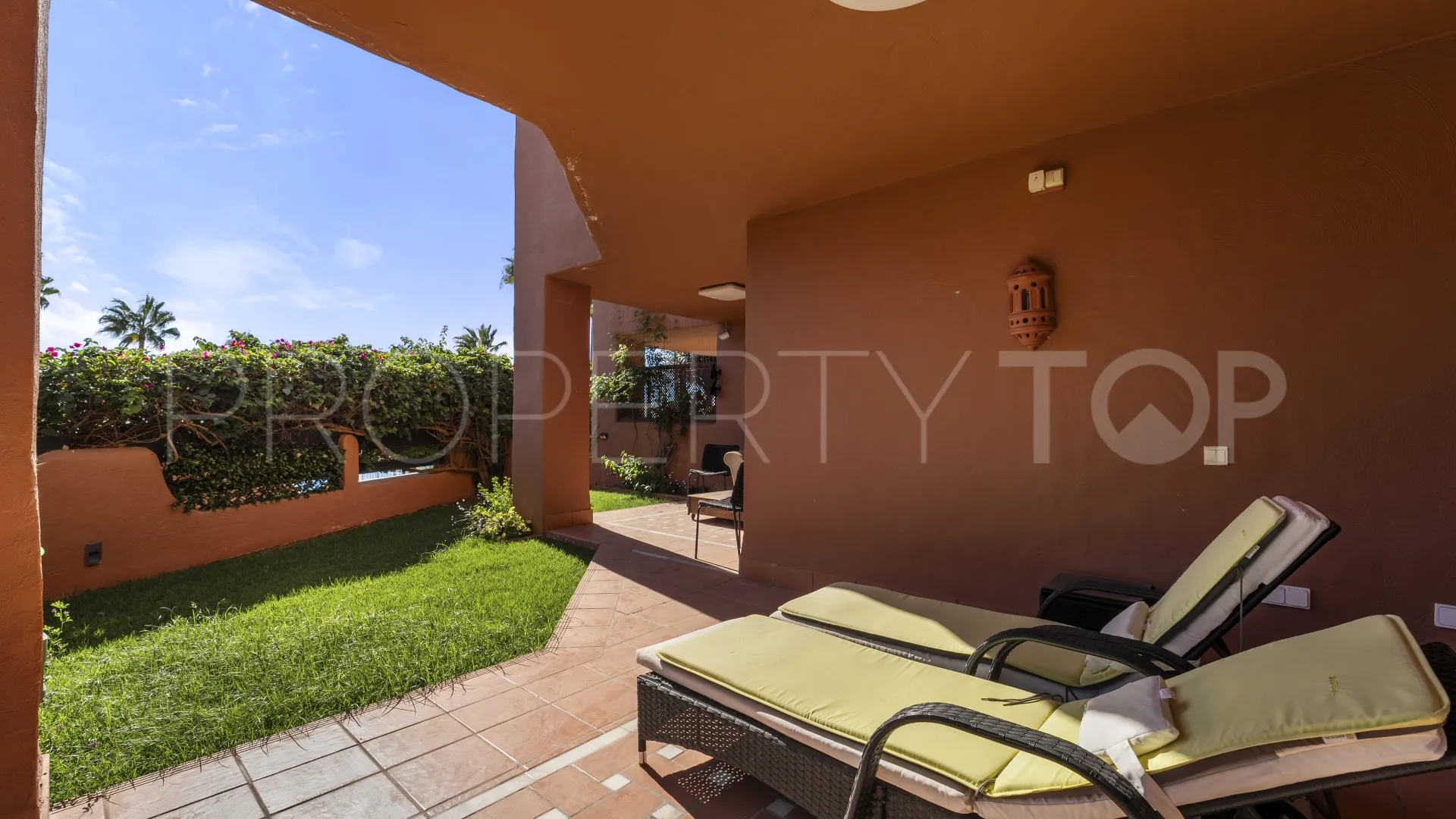 Apartamento planta baja a la venta con 4 dormitorios en Mar Azul