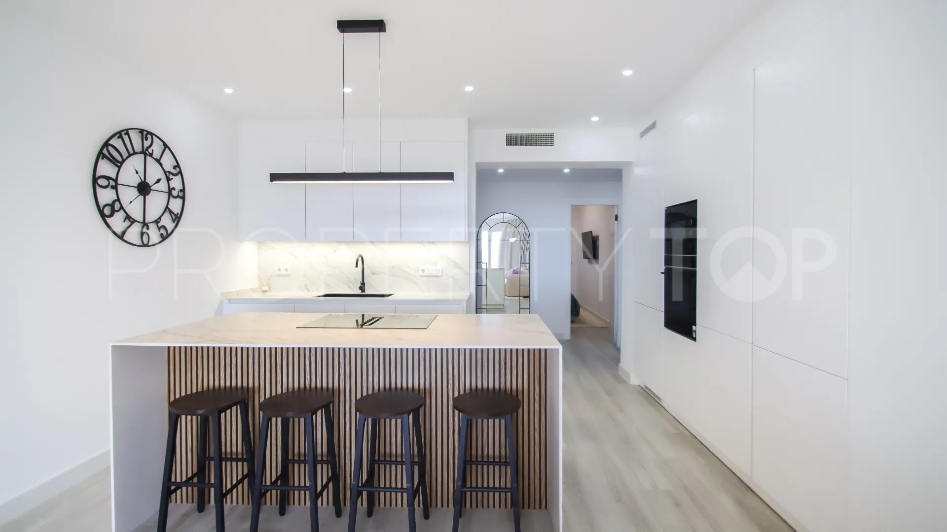 Apartamento planta baja a la venta en Altos de La Quinta