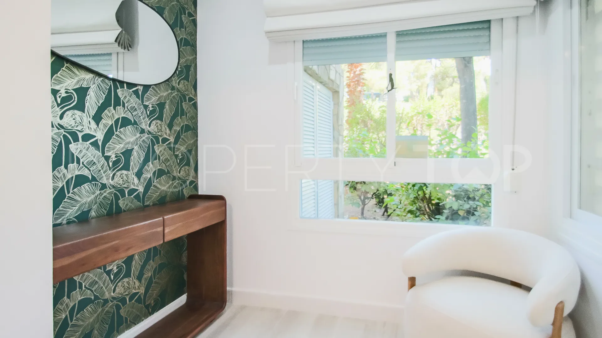 Apartamento planta baja a la venta en Altos de La Quinta