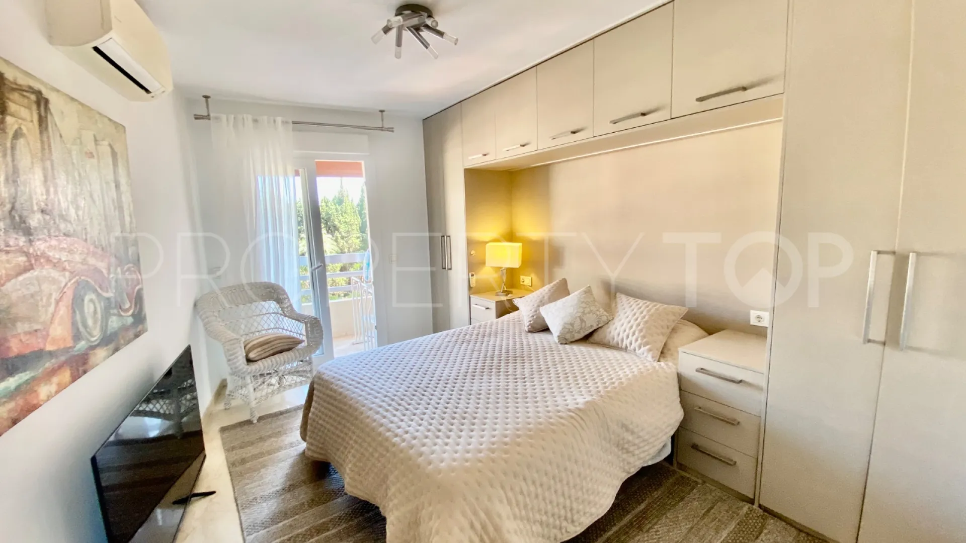 3 bedrooms duplex penthouse in Marbella City for sale