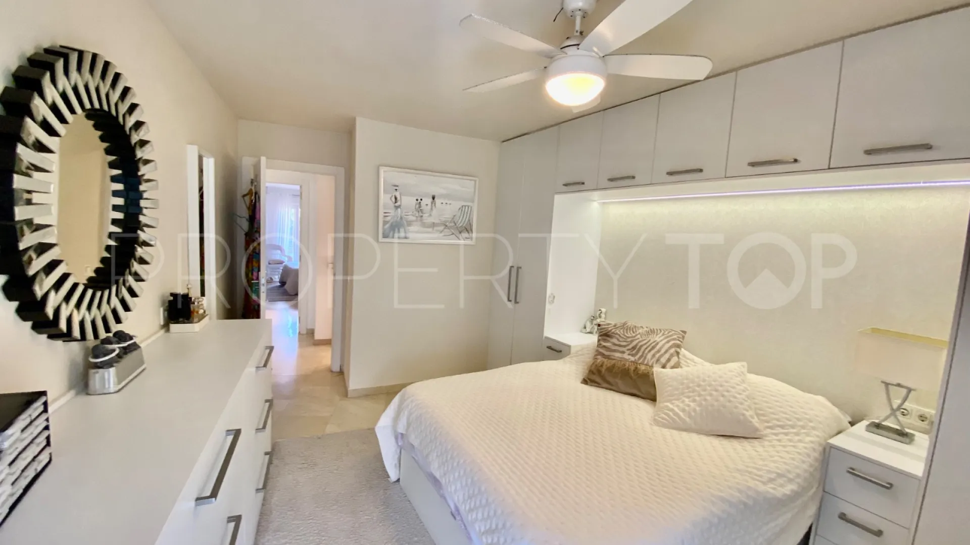 3 bedrooms duplex penthouse in Marbella City for sale