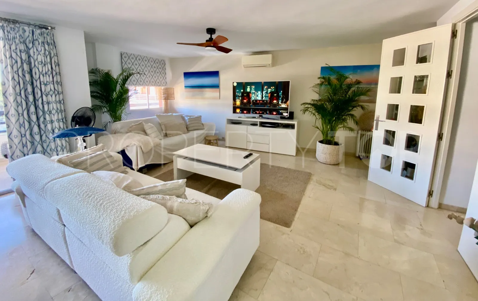 3 bedrooms duplex penthouse in Marbella City for sale