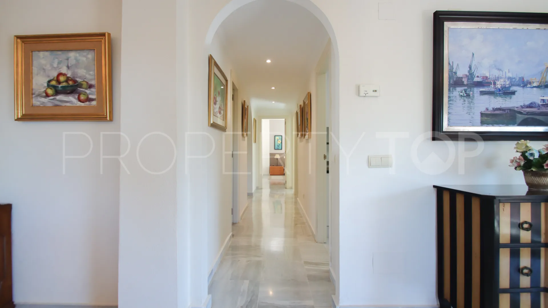 Se vende apartamento en Marbella Golden Mile de 3 dormitorios