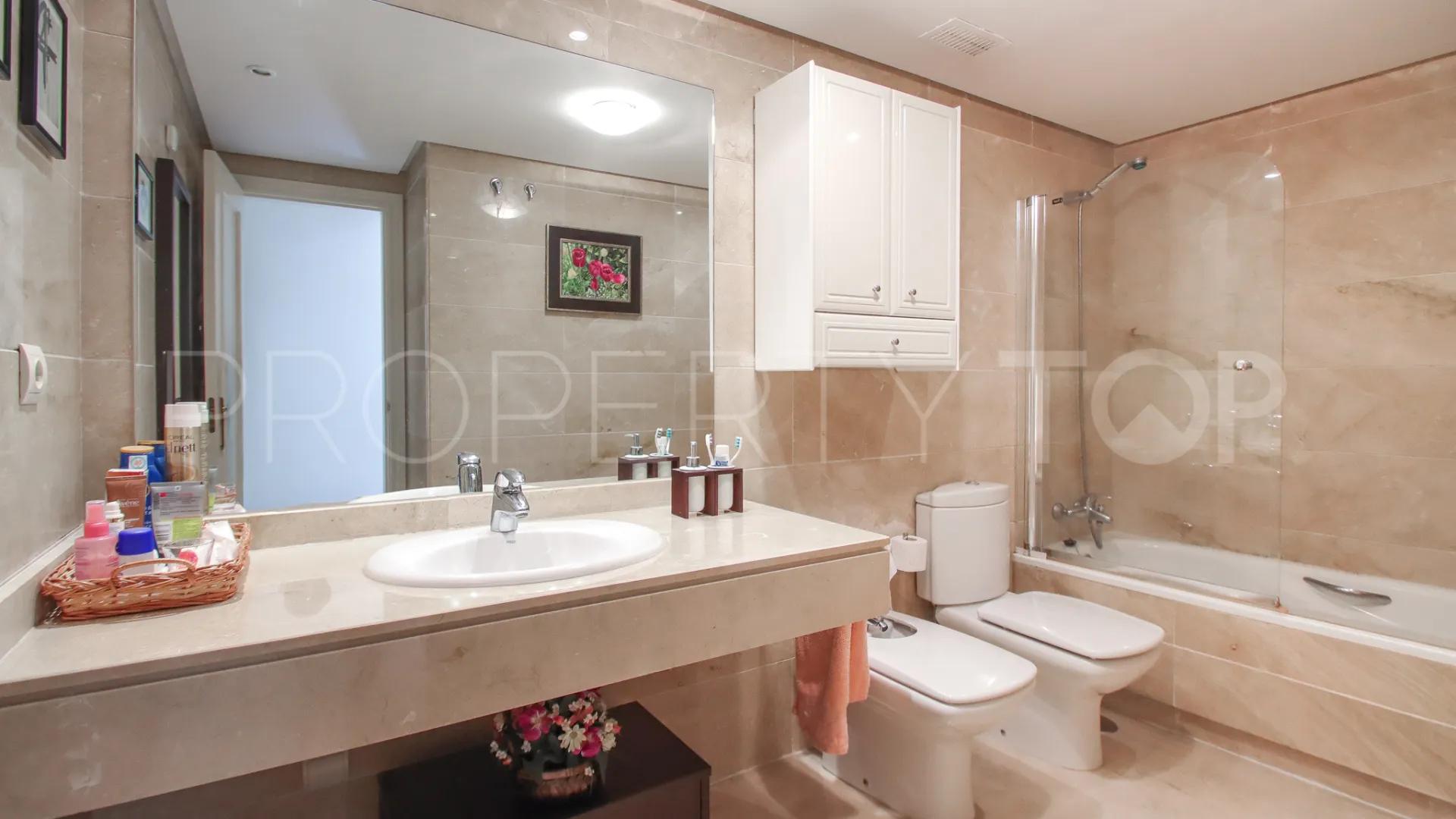 Se vende apartamento en Marbella Golden Mile de 3 dormitorios