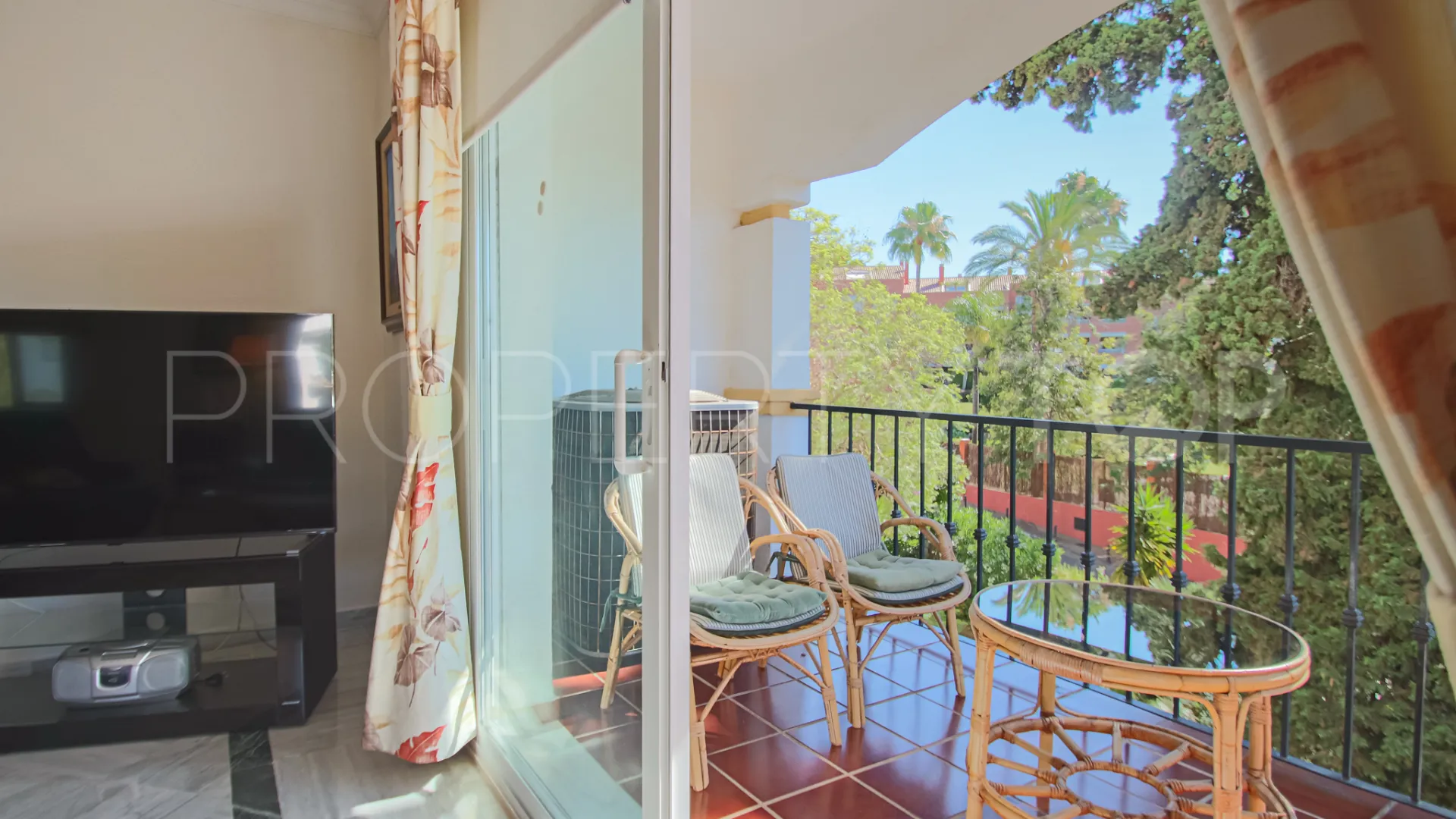 Se vende apartamento en Marbella Golden Mile de 3 dormitorios