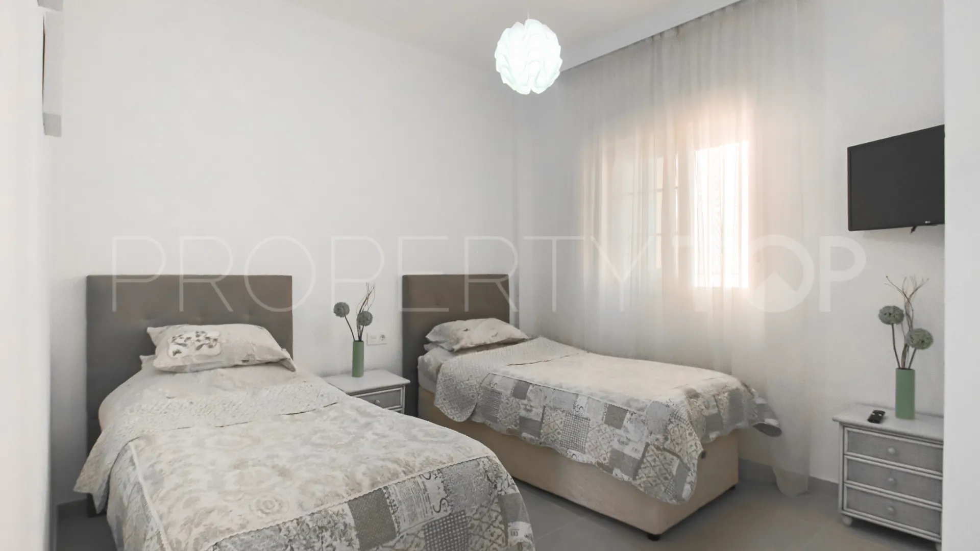 Se vende apartamento en River Garden