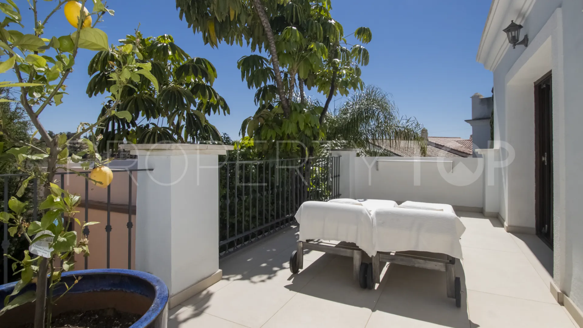 El Paraiso, pareado en venta con 4 dormitorios