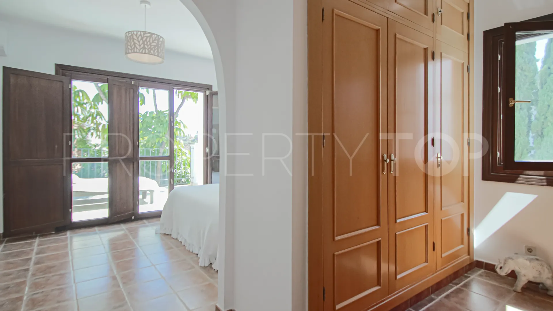 El Paraiso, pareado en venta con 4 dormitorios
