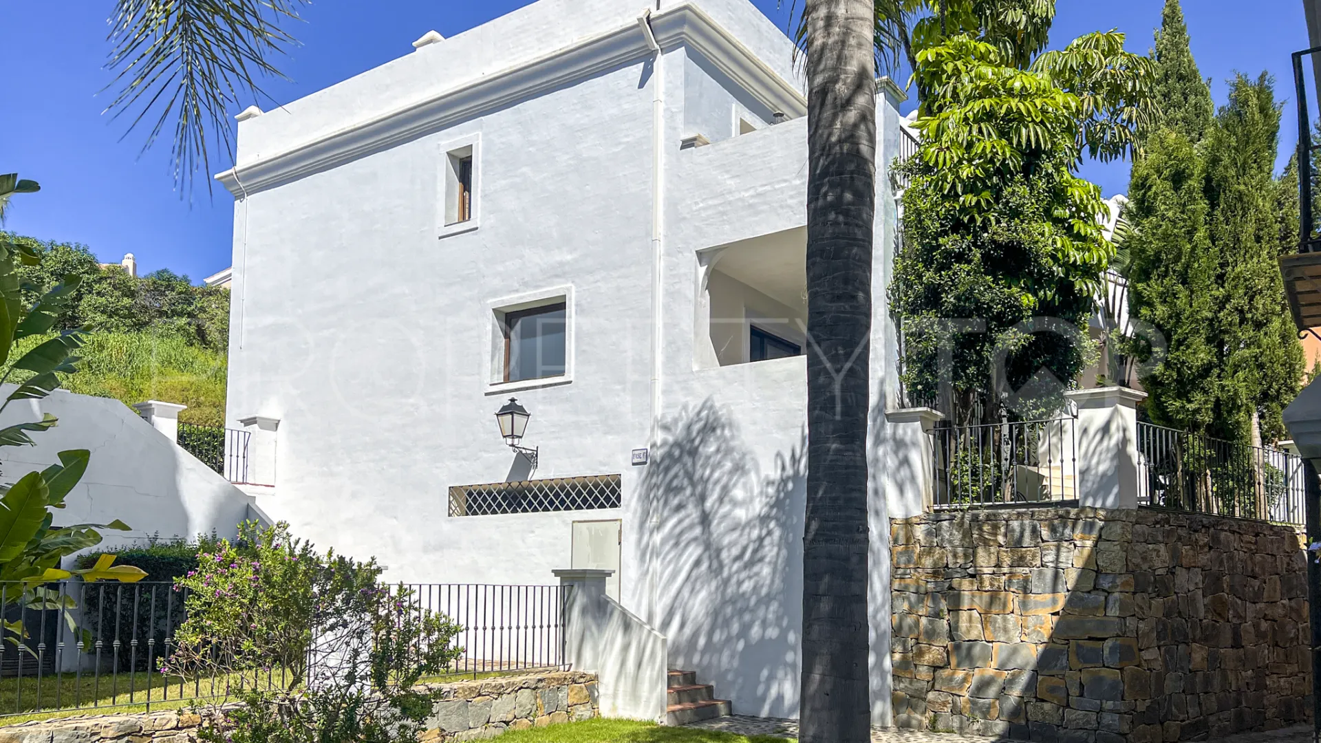 El Paraiso, pareado en venta con 4 dormitorios