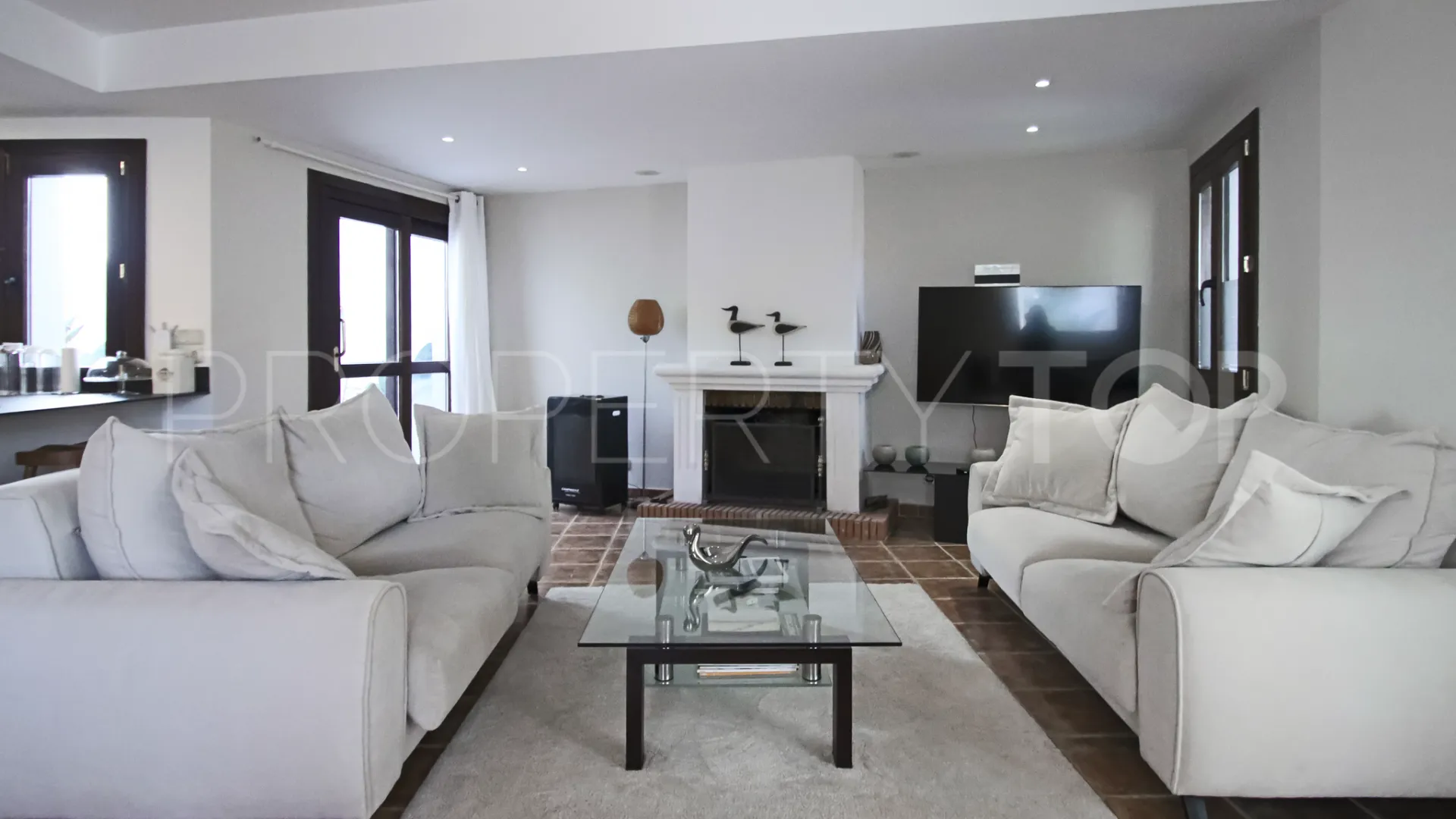 El Paraiso, pareado en venta con 4 dormitorios