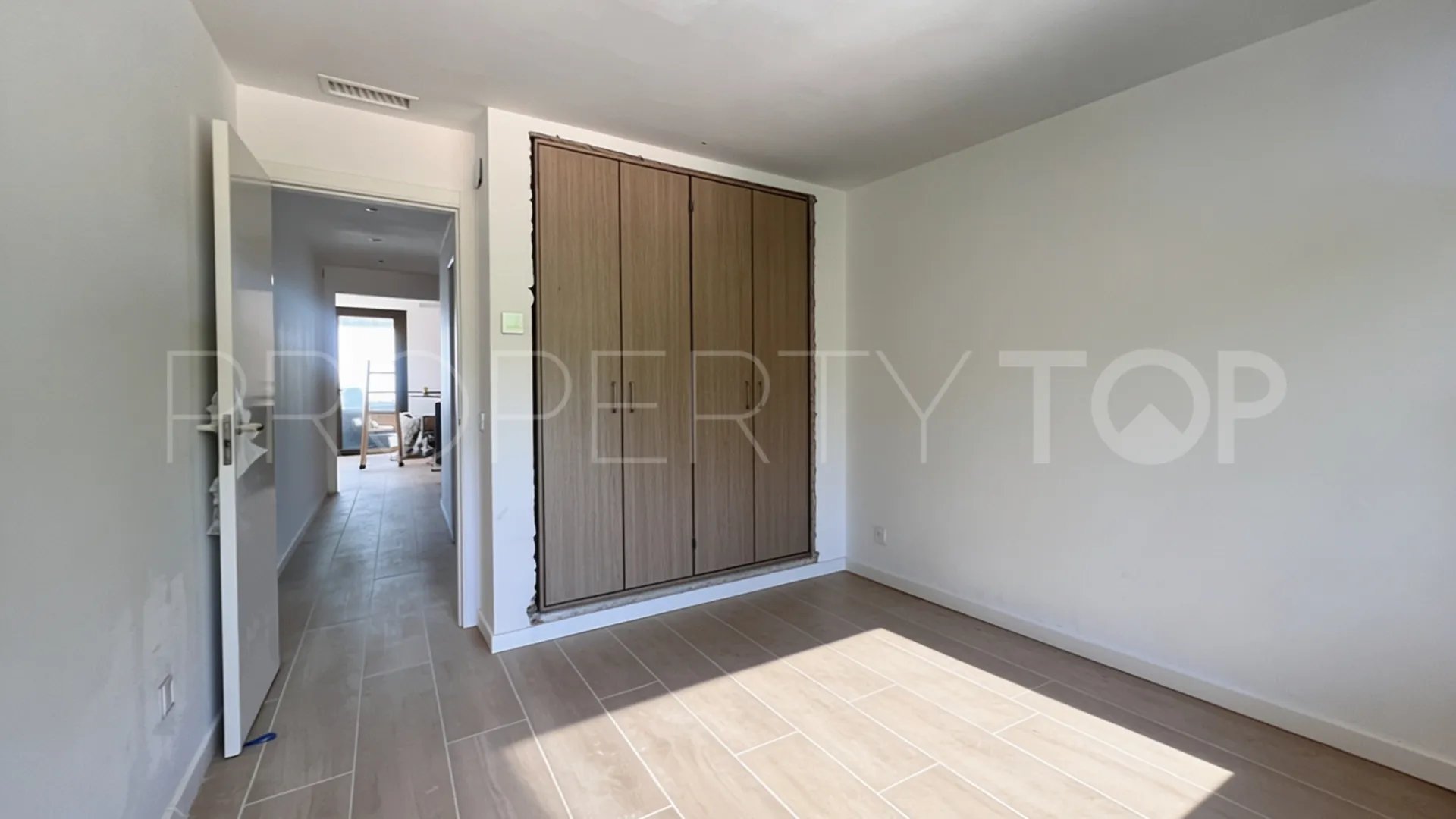 For sale apartment in Marbella City