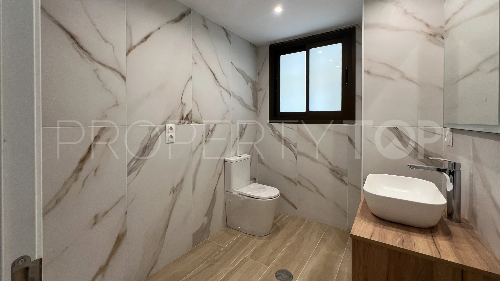 For sale apartment in Marbella City