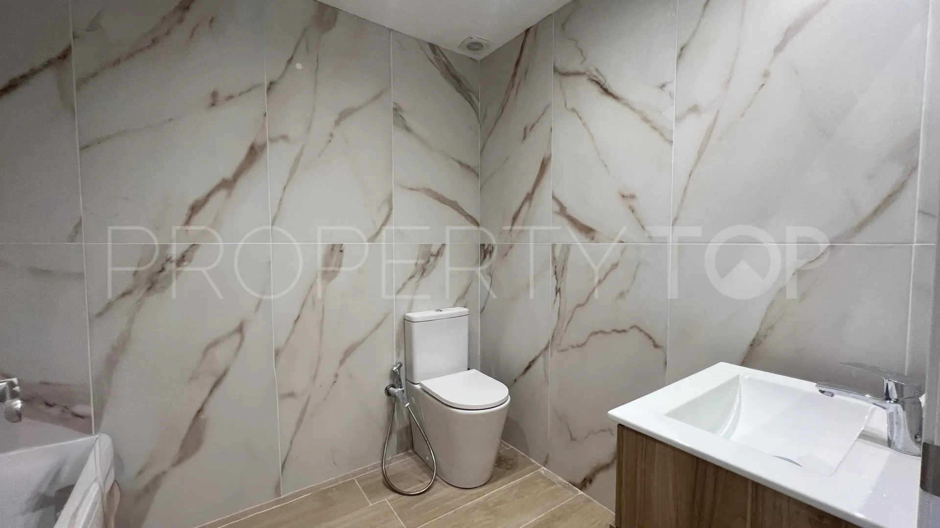 For sale apartment in Marbella City