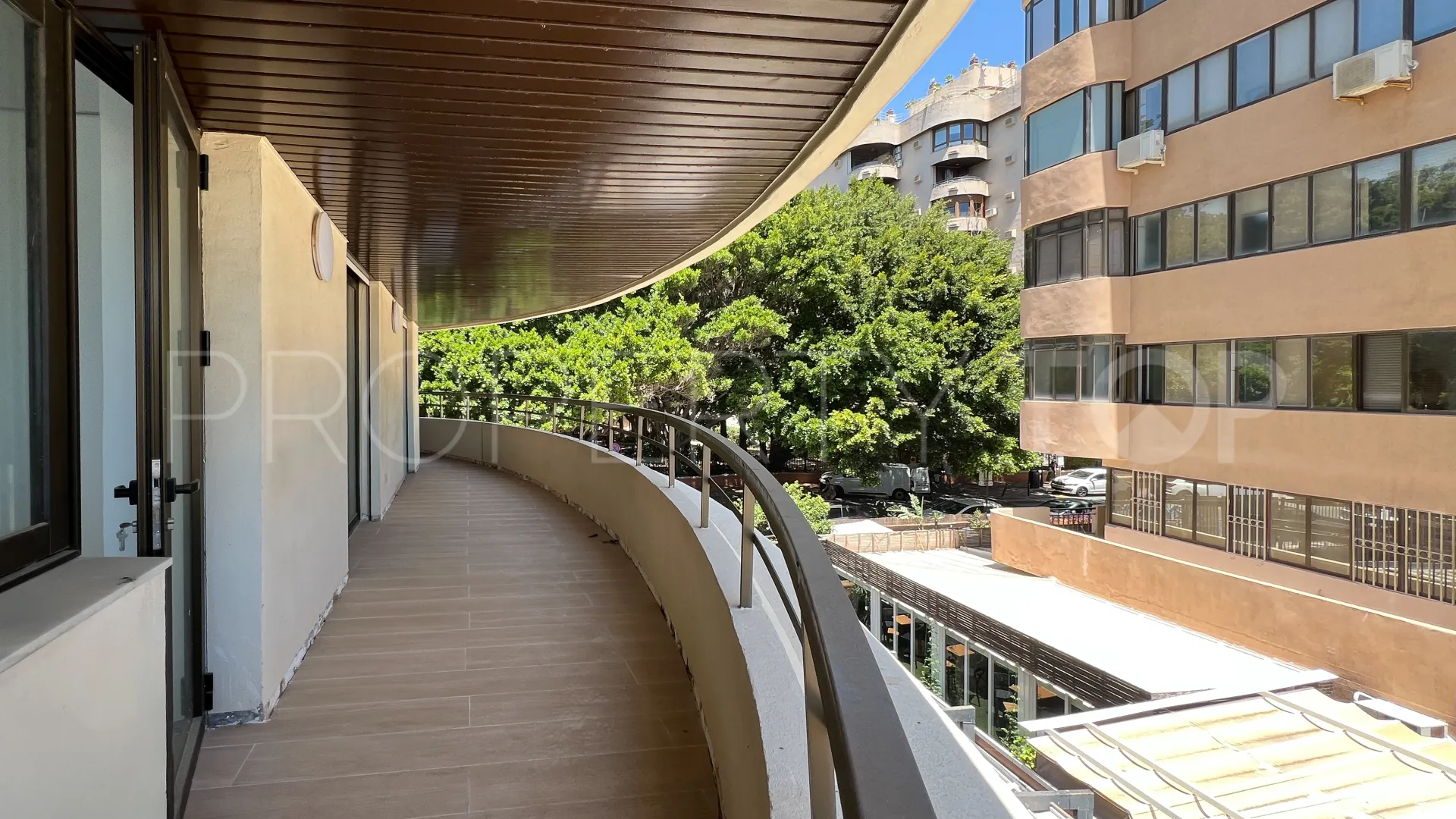 For sale apartment in Marbella City