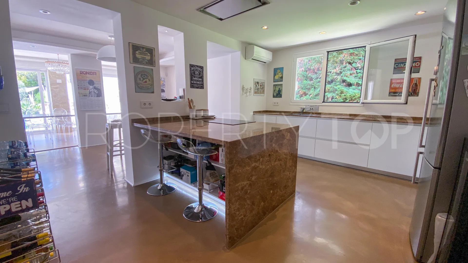 Nueva Andalucia, villa en venta de 5 dormitorios