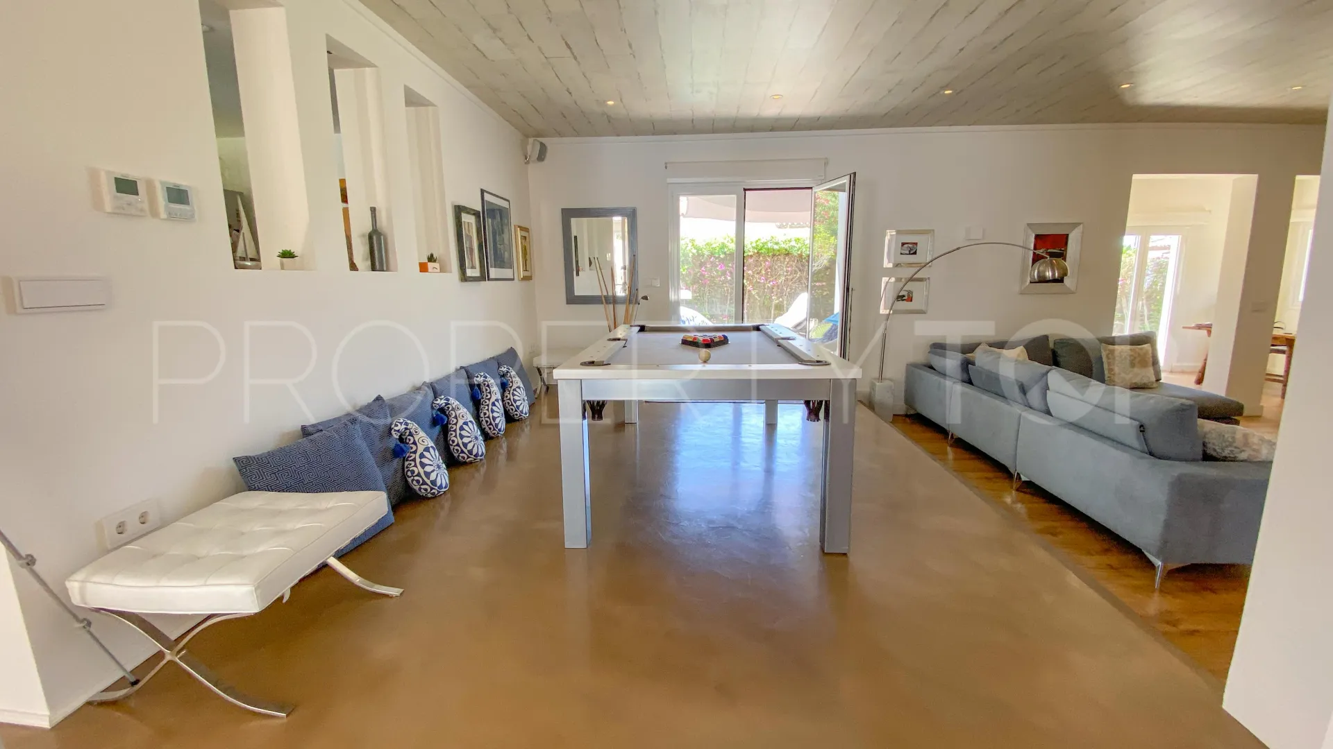 Nueva Andalucia, villa en venta de 5 dormitorios