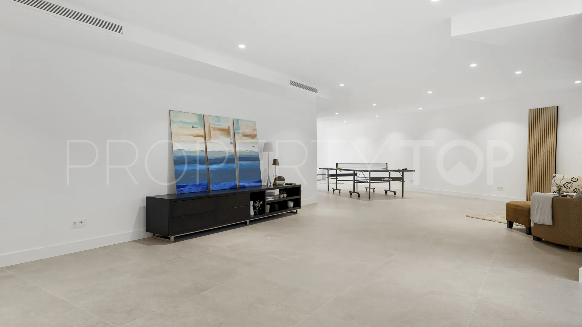 Villa with 5 bedrooms for sale in Marbesa