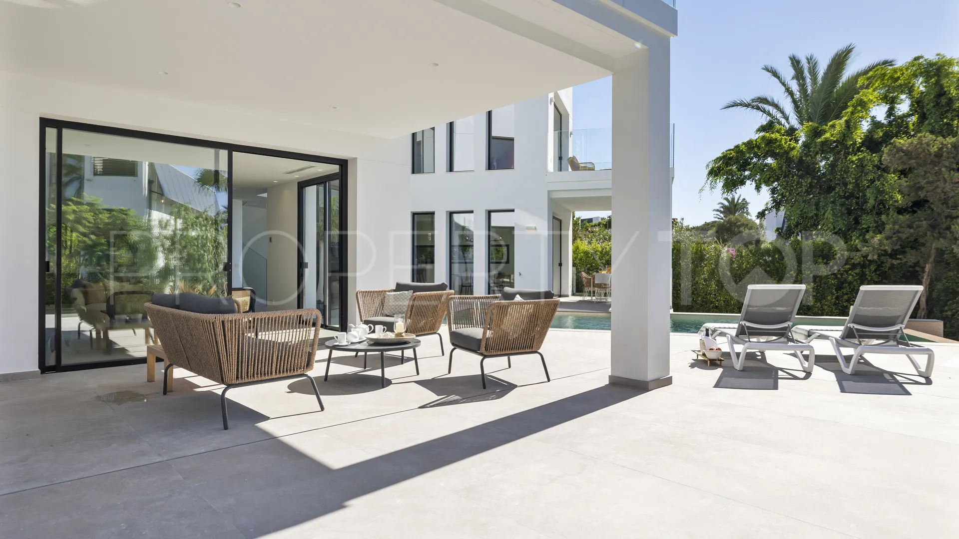 Villa with 5 bedrooms for sale in Marbesa