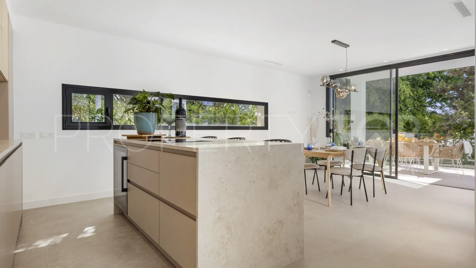 Villa with 5 bedrooms for sale in Marbesa