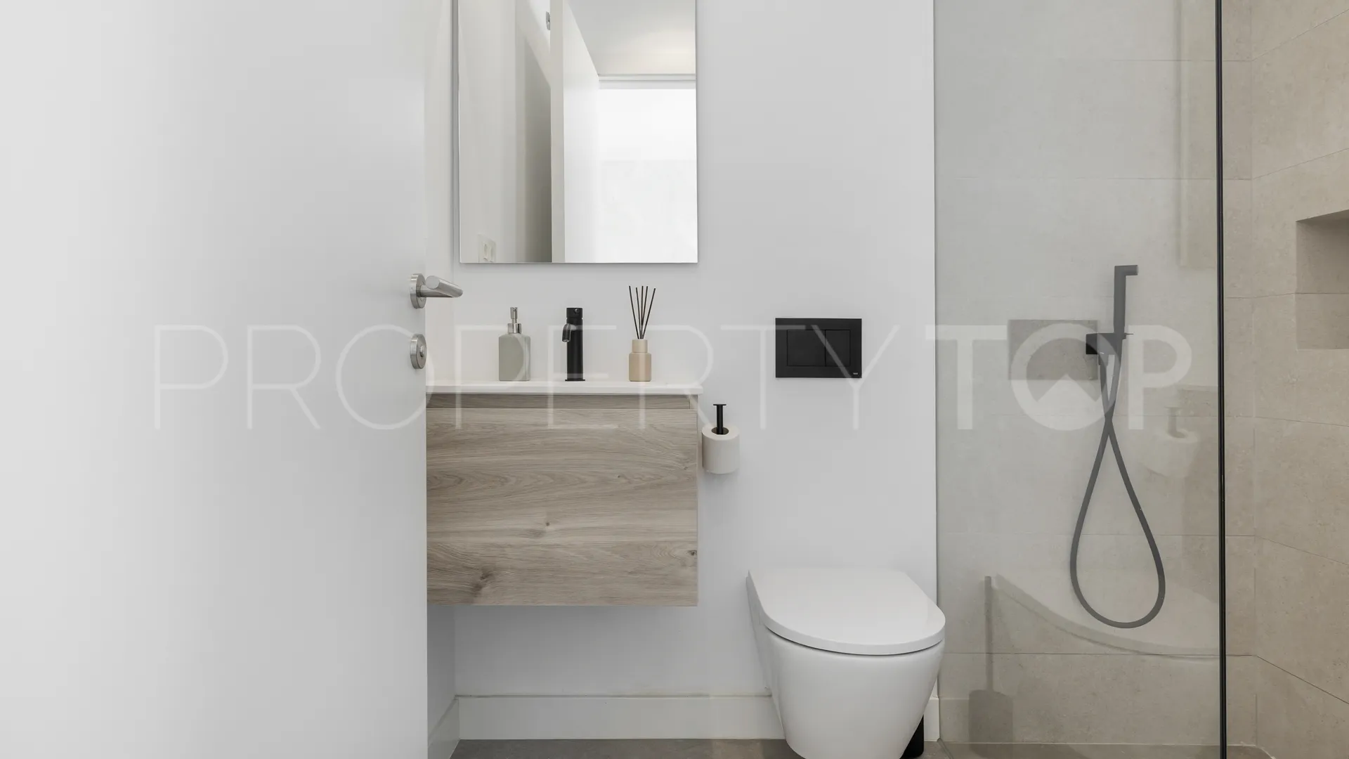 Villa with 5 bedrooms for sale in Marbesa