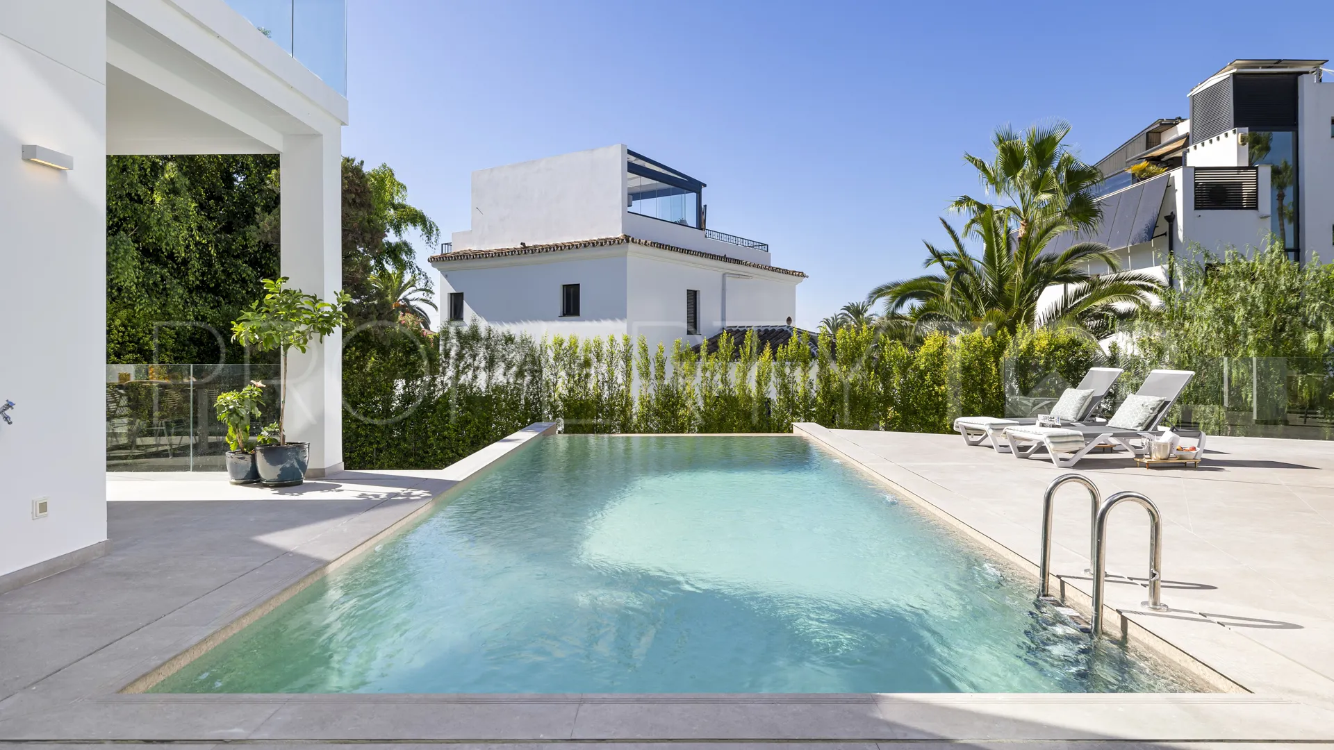 Villa with 5 bedrooms for sale in Marbesa
