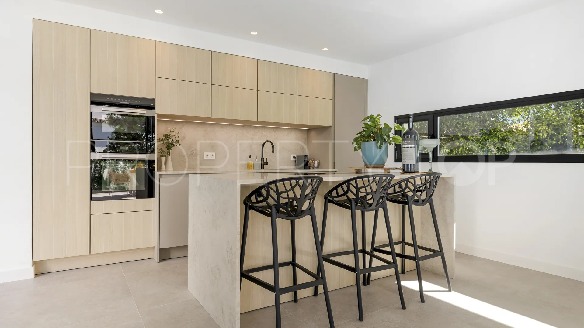 Villa with 5 bedrooms for sale in Marbesa