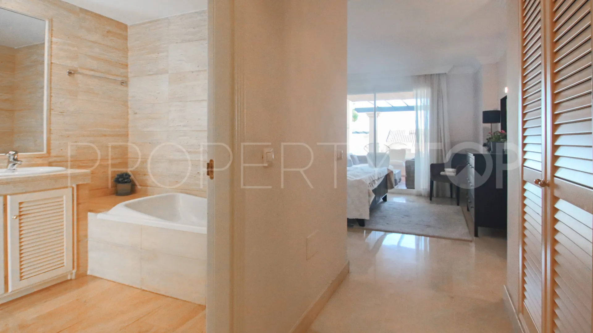 Nueva Andalucia, apartamento a la venta con 2 dormitorios
