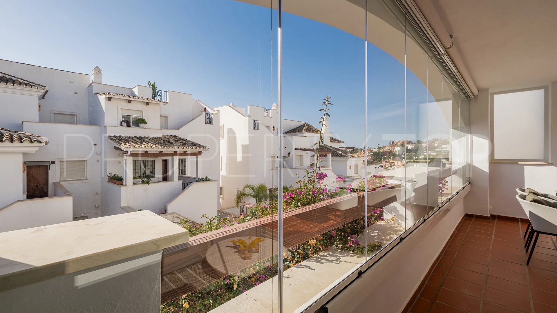 Nueva Andalucia, apartamento con 2 dormitorios en venta