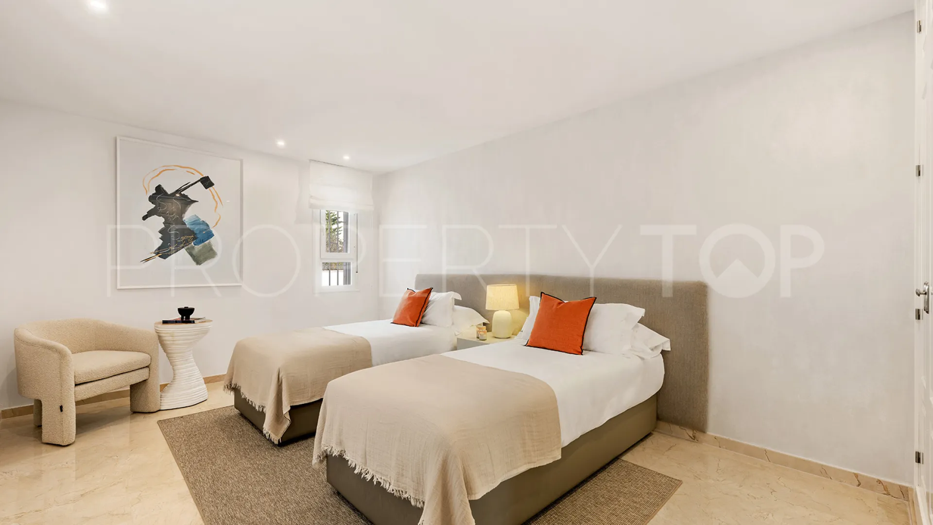 Nueva Andalucia, apartamento con 2 dormitorios en venta