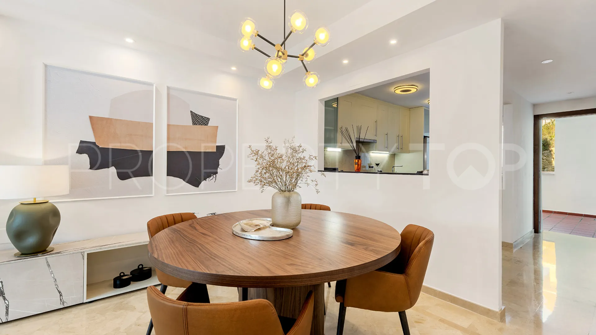 Nueva Andalucia, apartamento con 2 dormitorios en venta